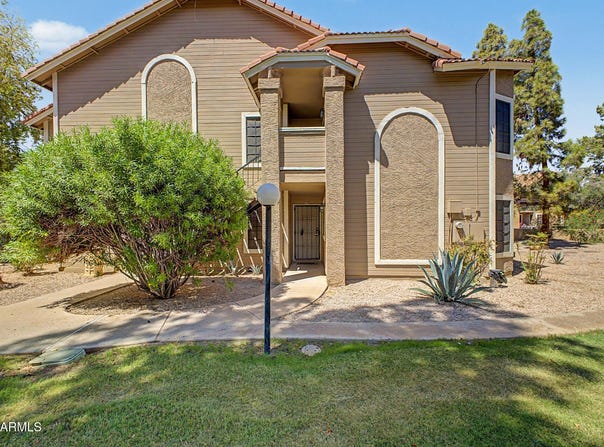 5230 E BROWN Road, Mesa, AZ 85205