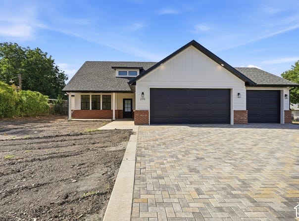 295 W CENTER St, Willard, UT 84340