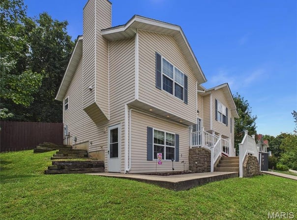 21079 Hideaway Lane, St Robert, MO 65584
