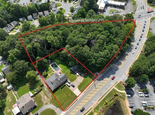 3051 N Main Street, Kennesaw, GA 30144