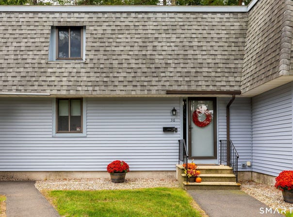 36 Northampton Lane, Plainville, CT 06062
