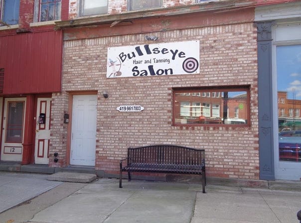 10 Main, Plymouth, OH 44865