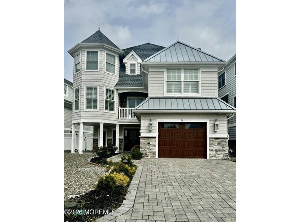 79 Pershing Boulevard, Lavallette, NJ 08735