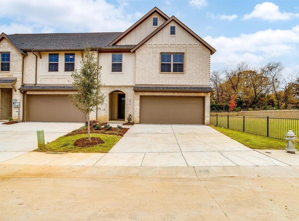 800 Homeplace Circle, Mansfield, TX 76063