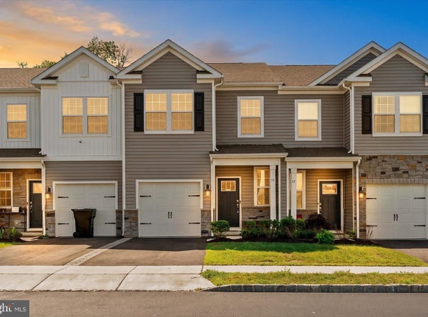 35 ALEXANDER Way, WESTAMPTON, NJ 08060