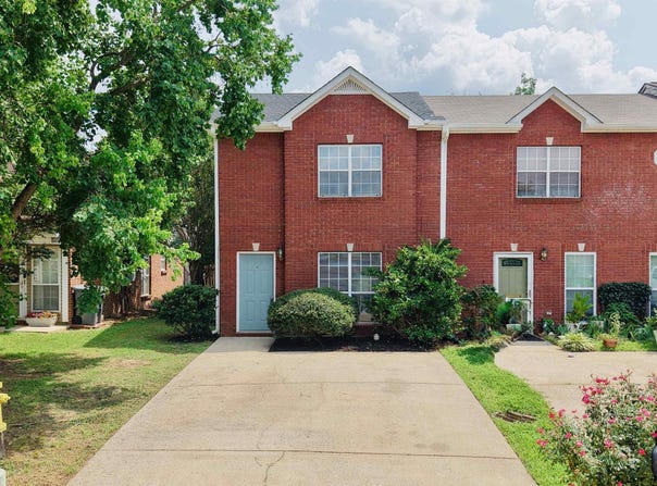352 ROCKY RIDGE CIRCLE, HELENA, AL 35080