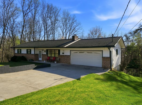 728 Schneider Lane, Sevierville, TN 37862