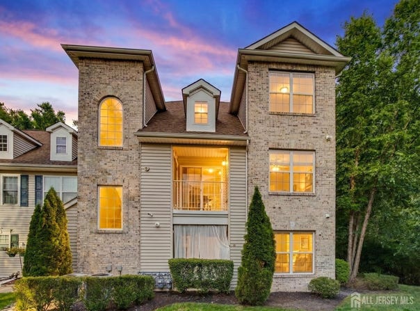 1054 Morning Glory Drive, Monroe, NJ 08831