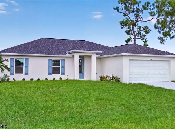 2532 NW 21st Avenue, Cape Coral, FL 33993