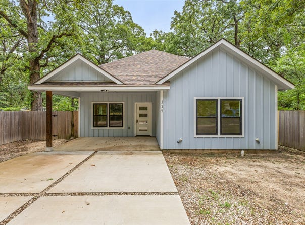 117 Pawnee Trail, Mabank, TX 75156