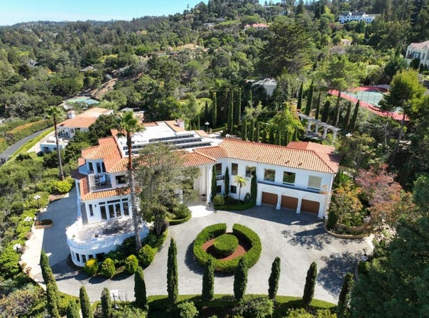 150 New Place RD, HILLSBOROUGH, CA 94010
