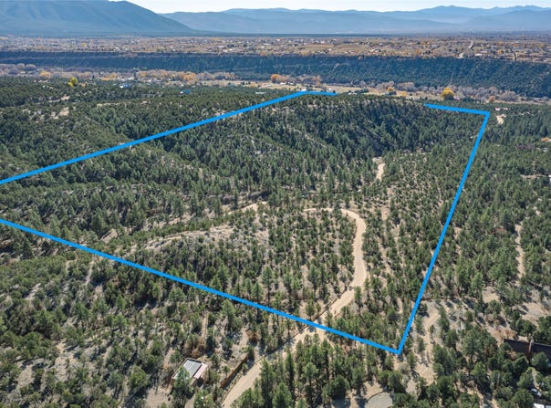 Gallina Canyon Road, Valdez, NM 87529