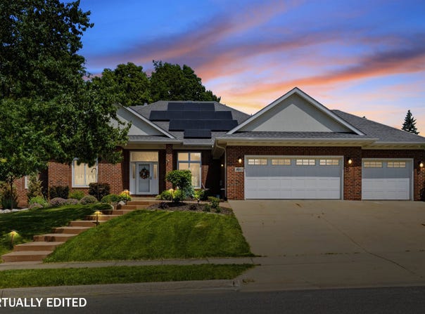 1685 Geraldine Drive, Dubuque, IA 52003