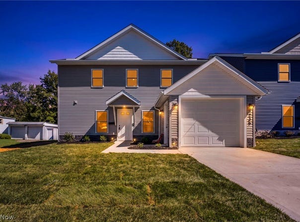5235 Forest Avenue, Maple Heights, OH 44137