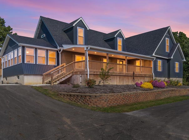 21709 State Route 278 SW, Nelsonville, OH 45764