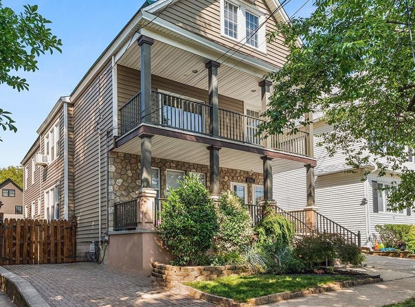 99 W 37th Street, NJ 07002