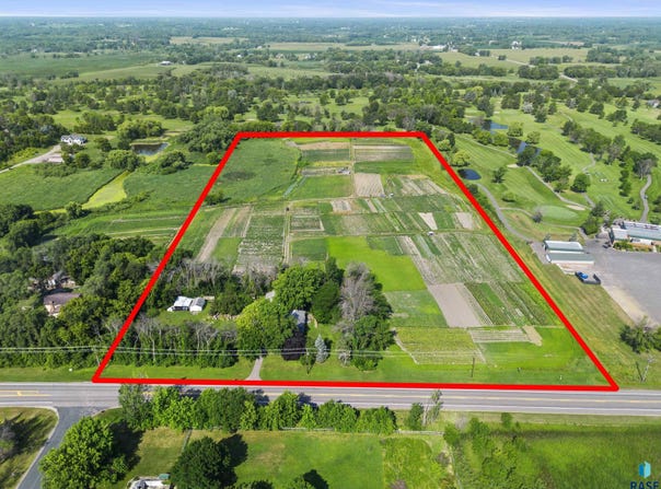 10625 CR-116 Rd, Rogers, MN 55374
