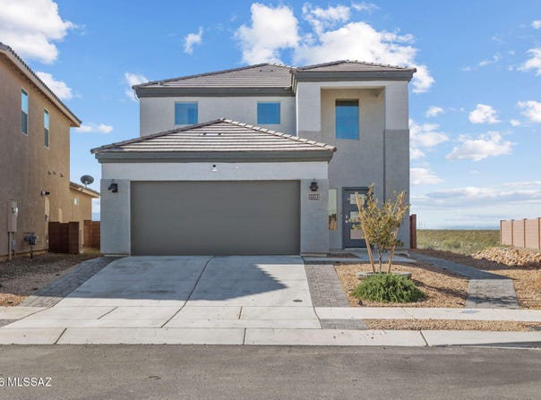 11192 S Weismann Drive, Vail, AZ 85641