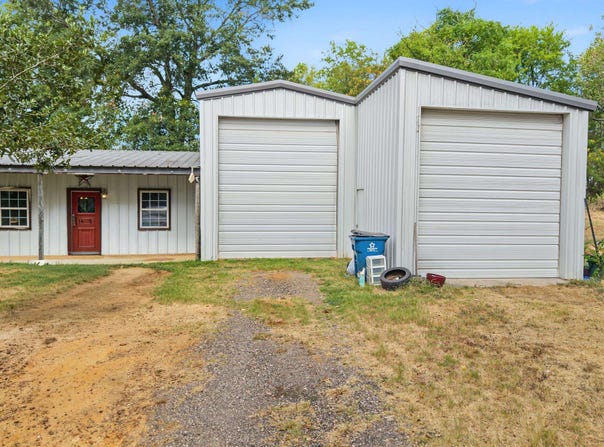 1107 Sanders St., Gladewater, TX 75647