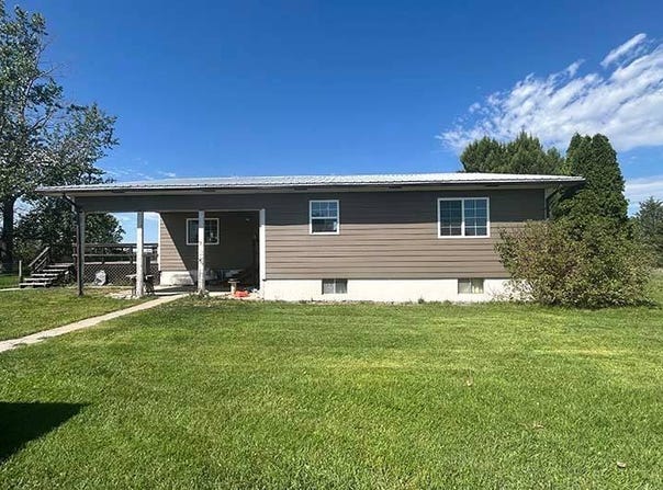 2081 640th Lane, Gordon, NE 69343