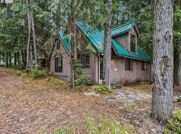 89046 E YODEL Ln, GovernmentCamp, OR 97028