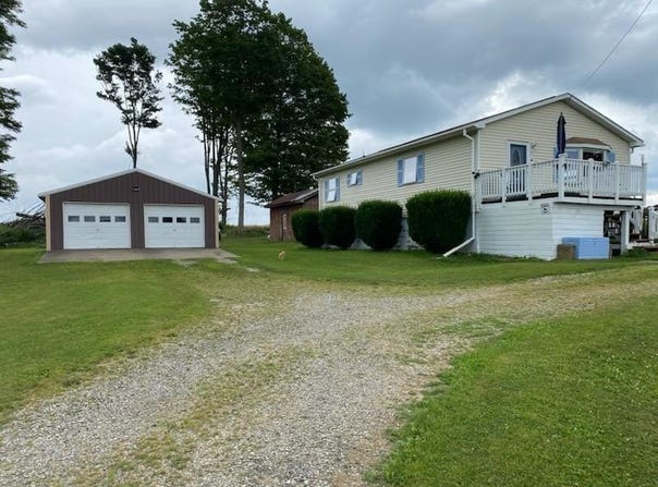 143 Rooks Rd, Genesee, PA 16923