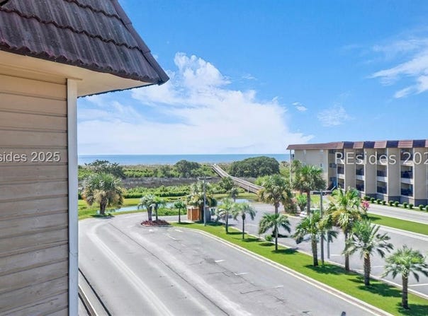 40 Folly Field Road, Hilton Head Island, SC 29928