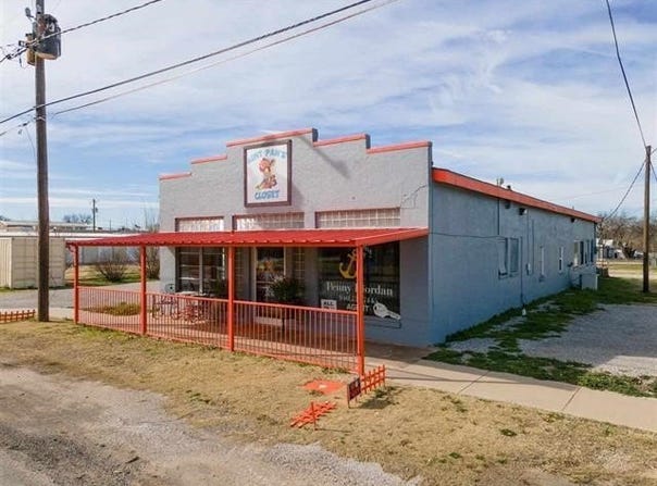 315 N Bridge, Henrietta, TX 76365
