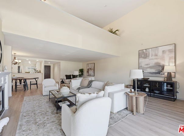 700 Esplanade, Redondo Beach, CA 90277