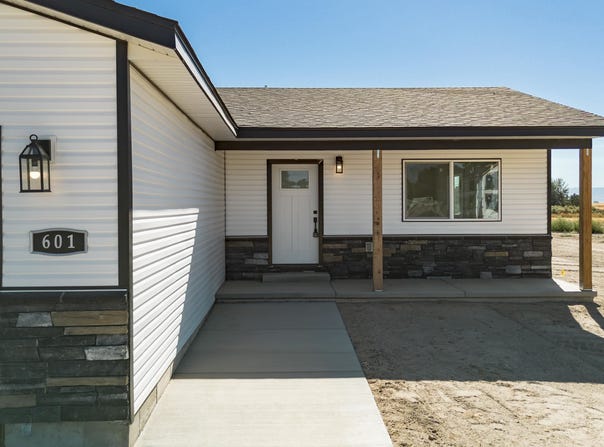 601 S 5 th E, Aberdeen, ID 83210