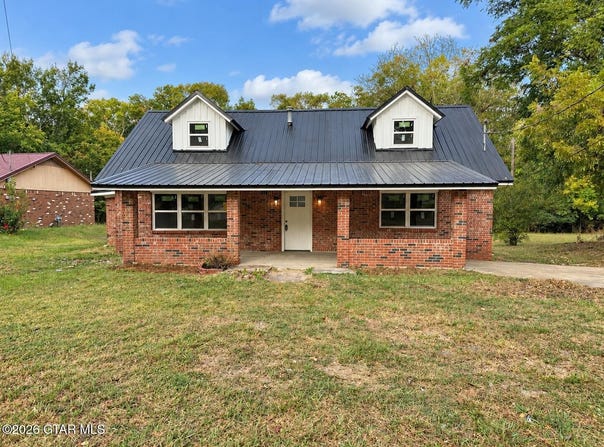131 Grove Street, West Point, MS 39773