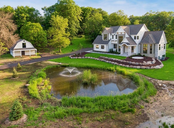 285 N Shore Dr, Minnetrista, MN 55364