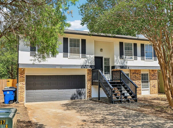 2006 Lear Ln, Austin, TX 78745