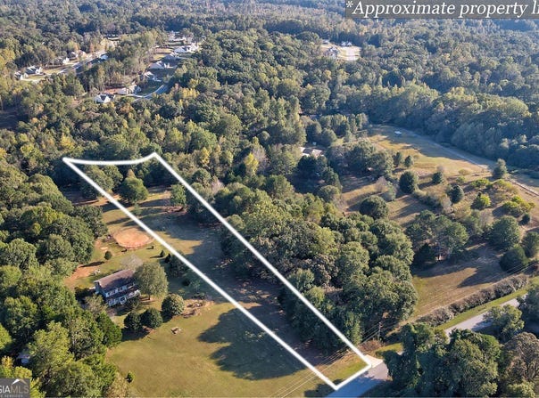 2455 Bear Creek Road, Statham, GA 30666