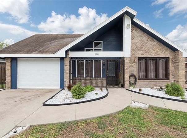 4201 N Palm Drive, Pharr, TX 78577