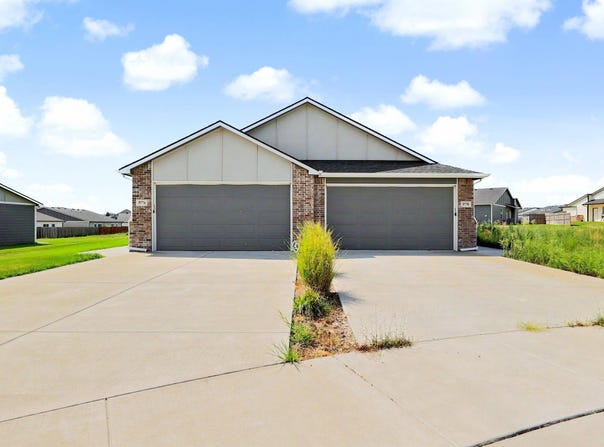 5776 E Bristol Circle, Wichita, KS 67220