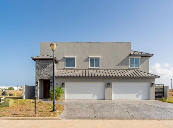 233 Anne Bonnie, Port Isabel, TX 78578
