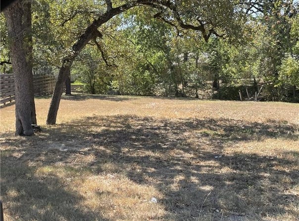 3310 Carter Creek Parkway, Bryan, TX 77802