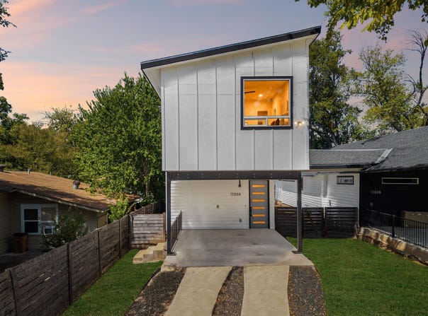 1130 Spur St, Austin, TX 78721