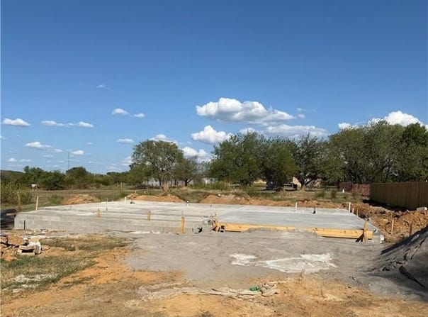 102 Daniel ST, Roland, OK 74954