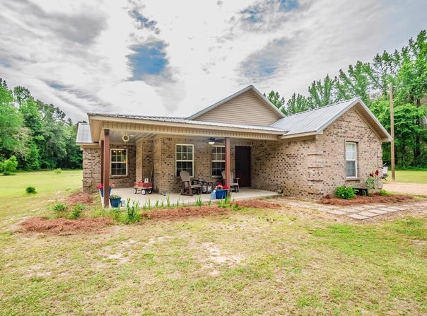 608 County Road 428, PARIS, MS 38949