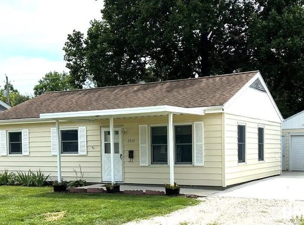 2334 RAMSEY Avenue, Springfield, IL 62702