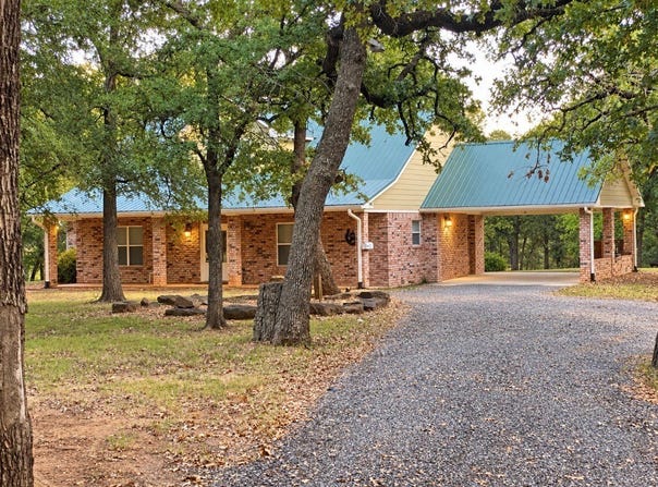 3704 County Road 220, Gainesville, TX 76240