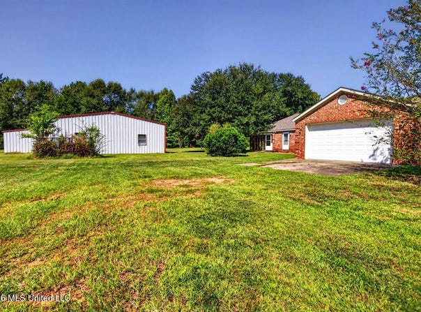 847 City Bridge Road, Perkinston, MS 39573