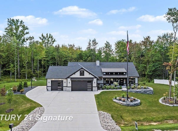 3568 E Douglas Drive, Midland, MI 48642