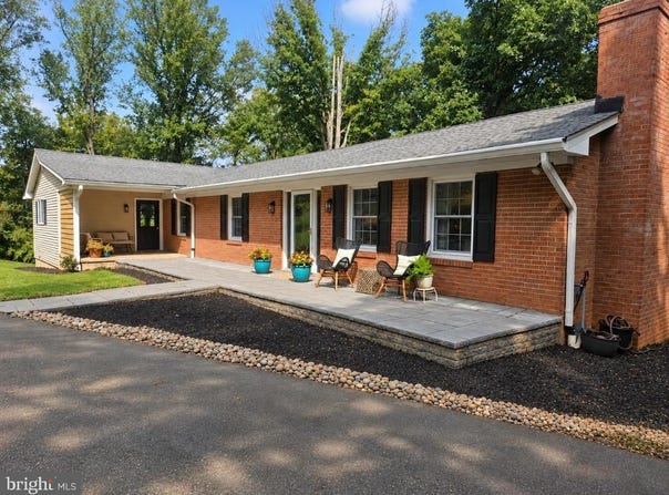 5290 HILLSIDE Drive, WARRENTON, VA 20187