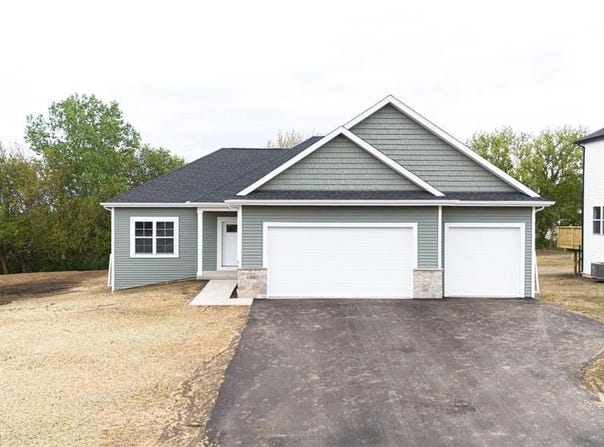 2540 Westwood Drive, Beloit, WI 53511