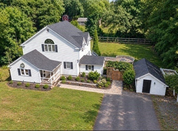24 Spear Ave, East Bridgewater, MA 02333
