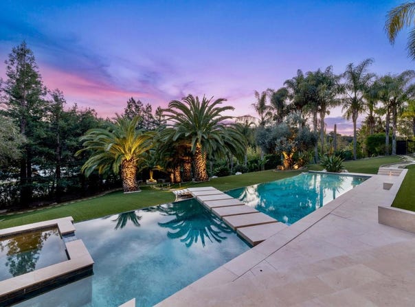 LOS ALTOS HILLS, CA 94022