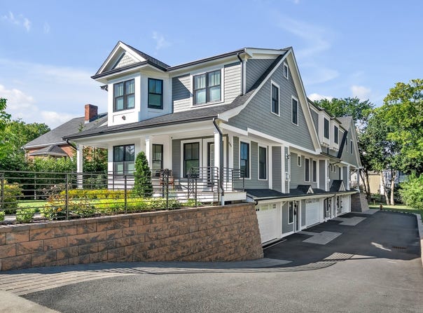 264 Pearl St., Newton, MA 02458